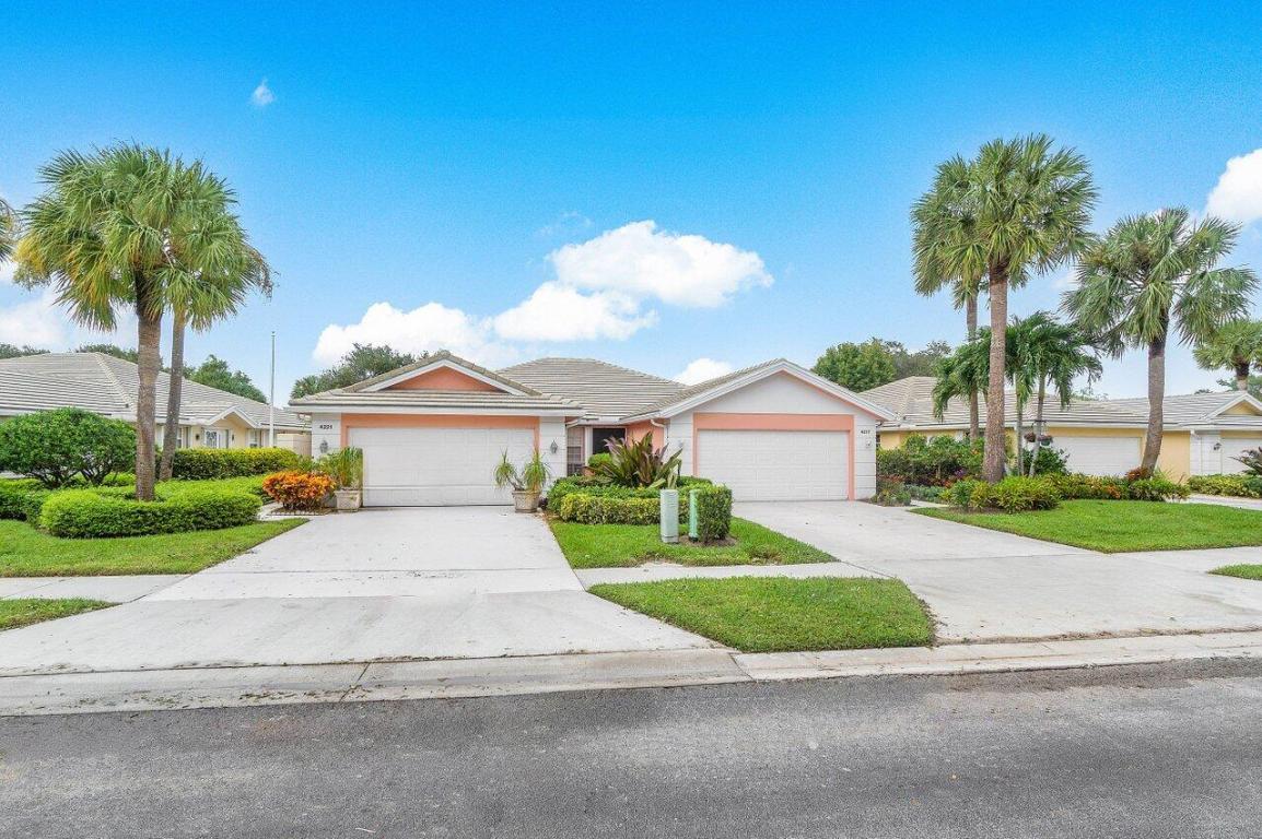 4217 Royal Oak Drive, Palm Beach Gardens
