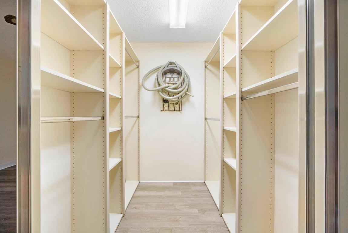 4217 Royal Oak Drive, Palm Beach Gardens