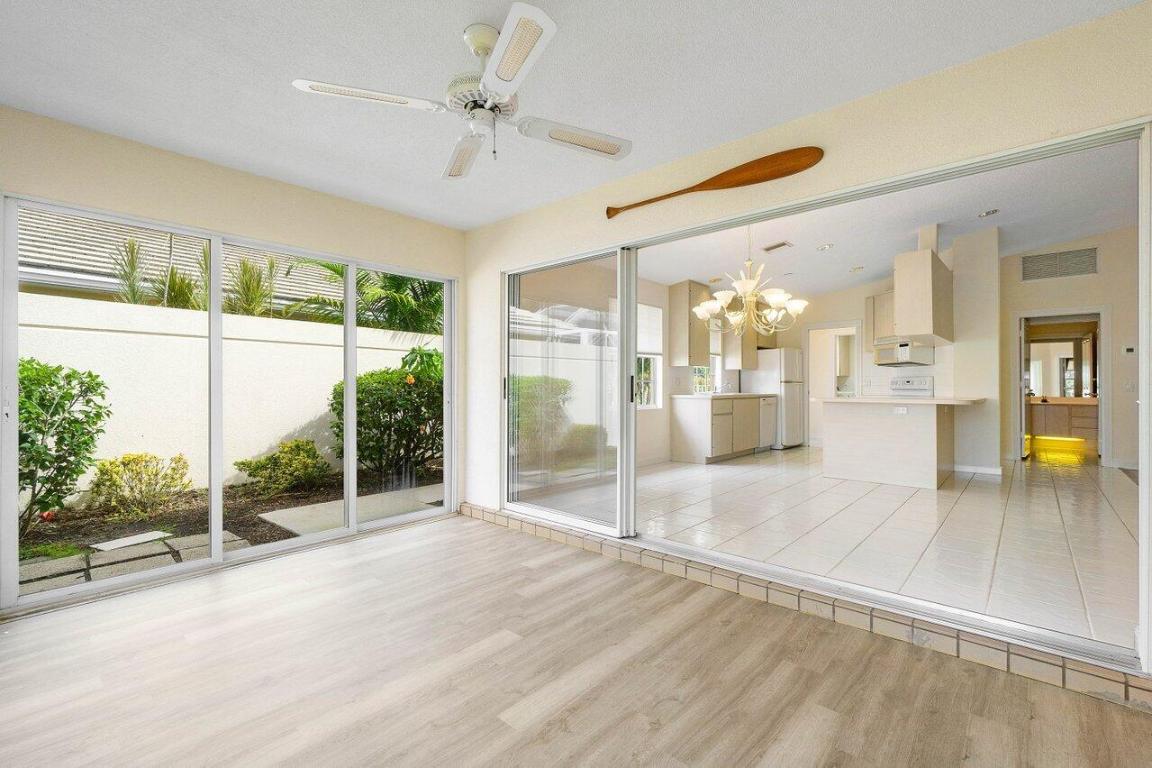 4217 Royal Oak Drive, Palm Beach Gardens