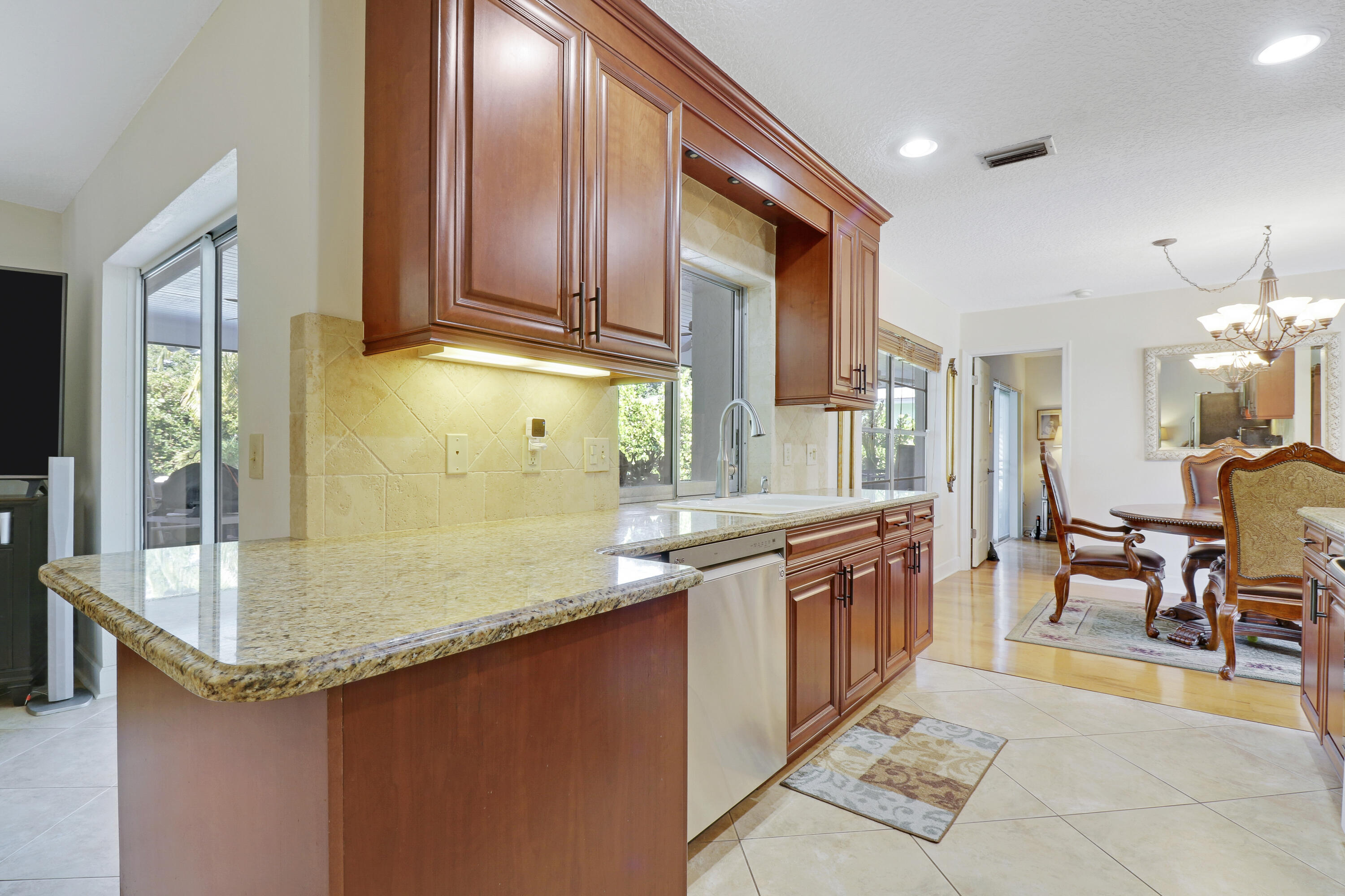 603 Oak Ter Terrace, Jupiter