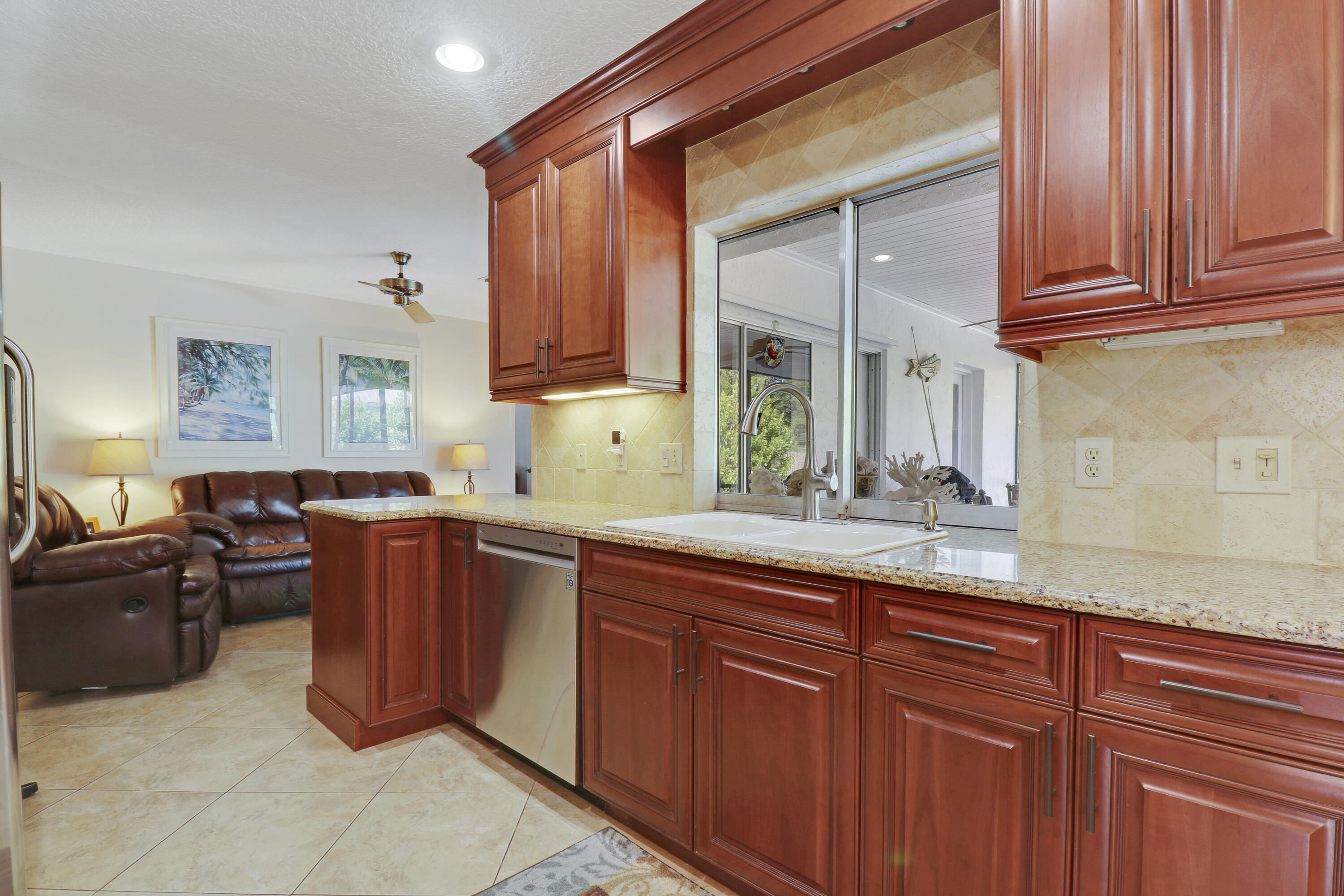 603 Oak Ter Terrace, Jupiter