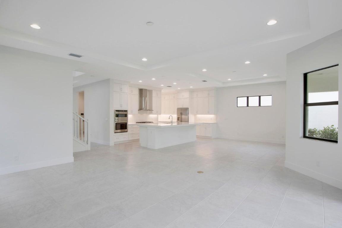 13479 Artisan Circle