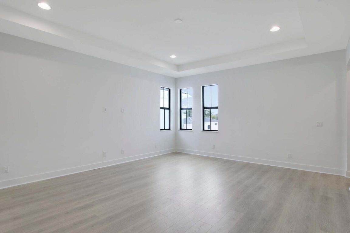 13479 Artisan Circle