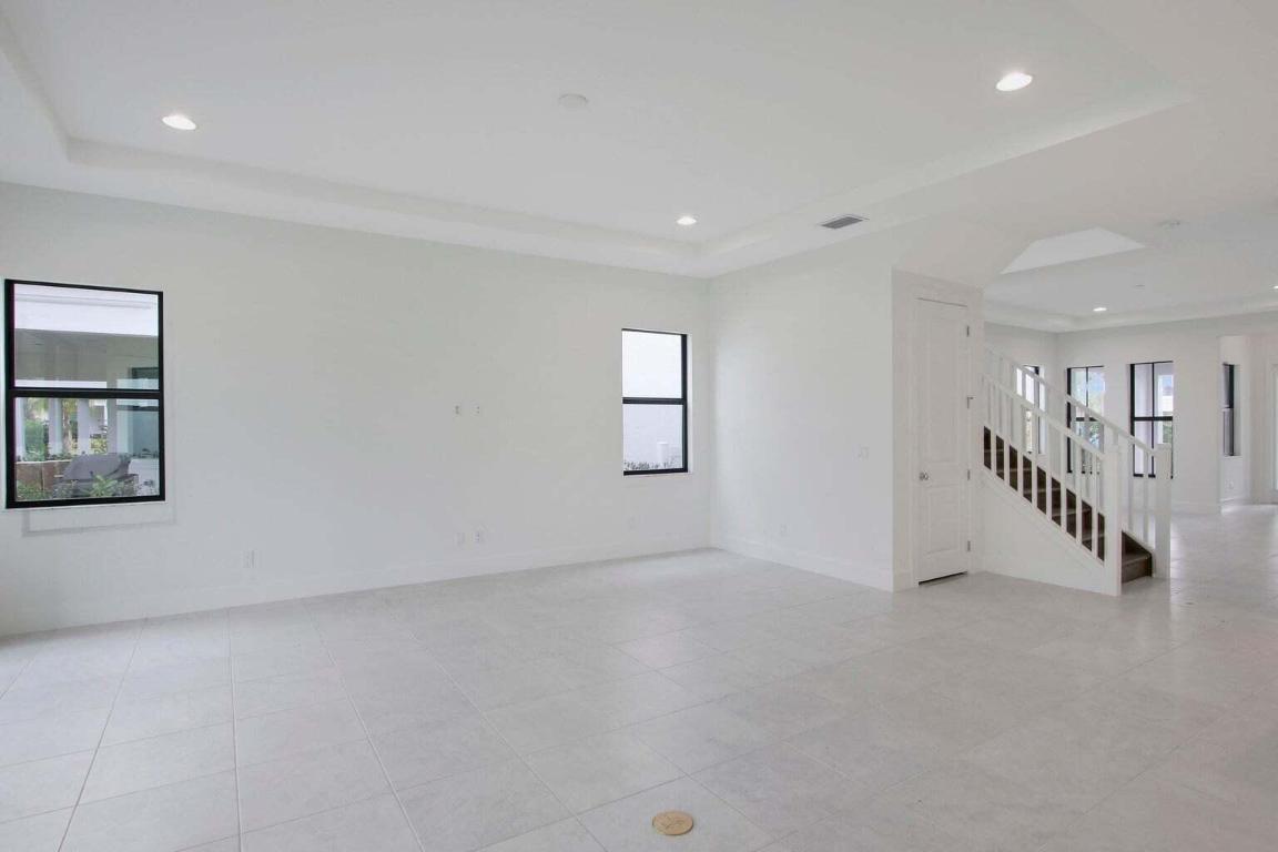 13479 Artisan Circle