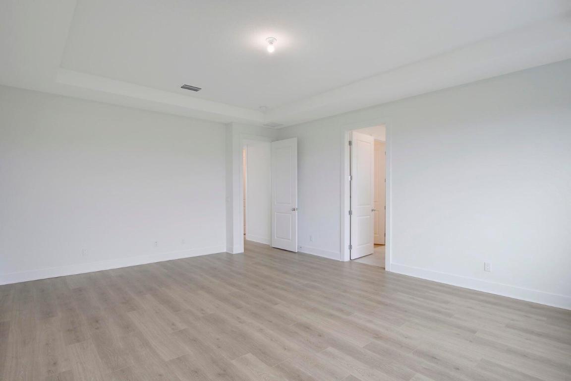 13479 Artisan Circle