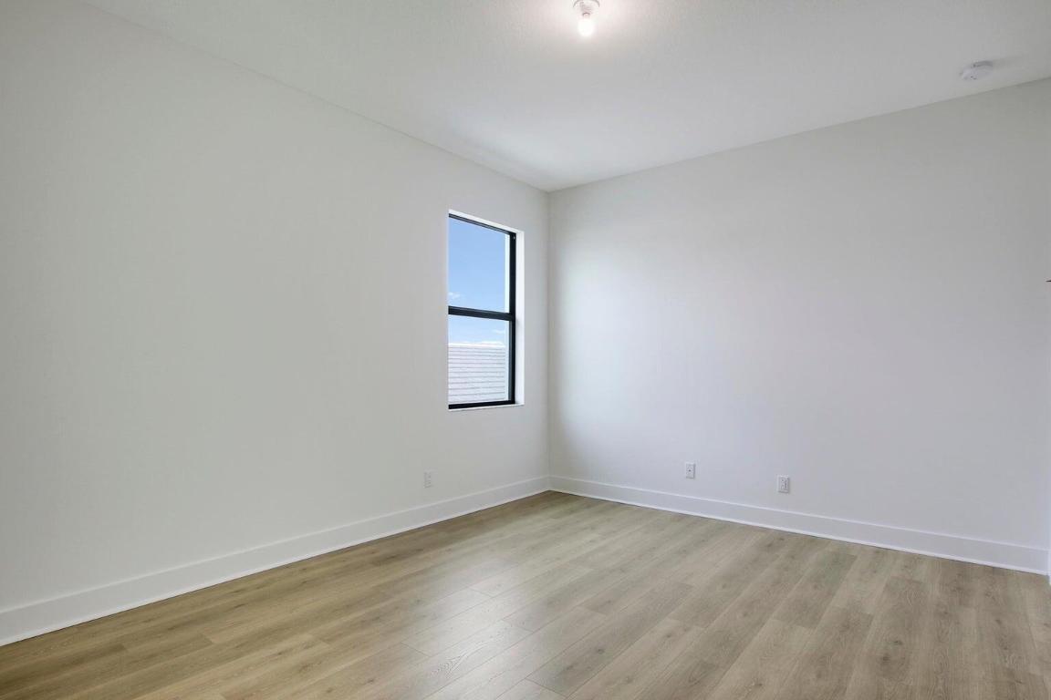 13479 Artisan Circle