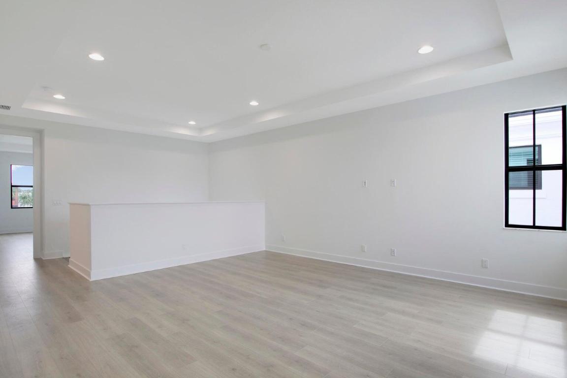 13479 Artisan Circle