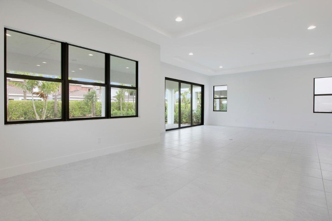 13479 Artisan Circle
