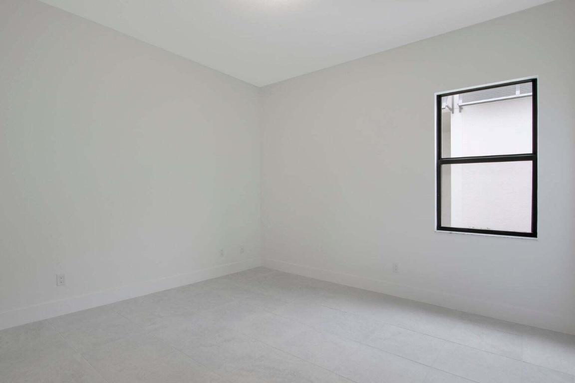 13479 Artisan Circle