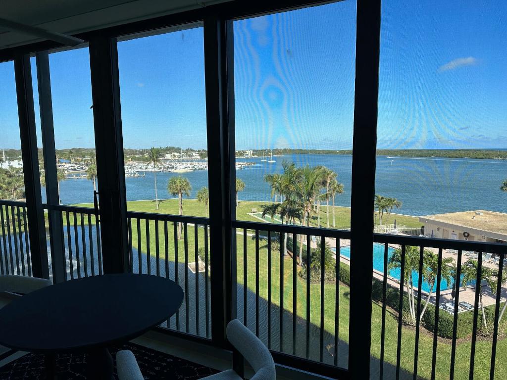 200 Intracoastal Place 507