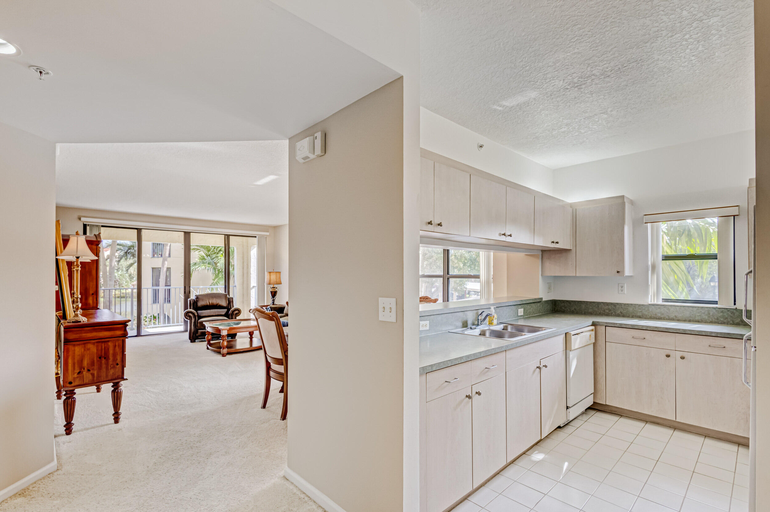 300 Uno Lago Drive 205