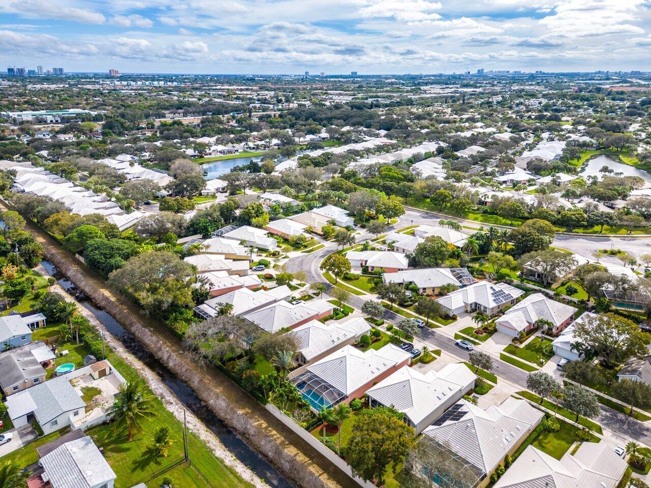 8719 Wakefield Drive, Palm Beach Gardens