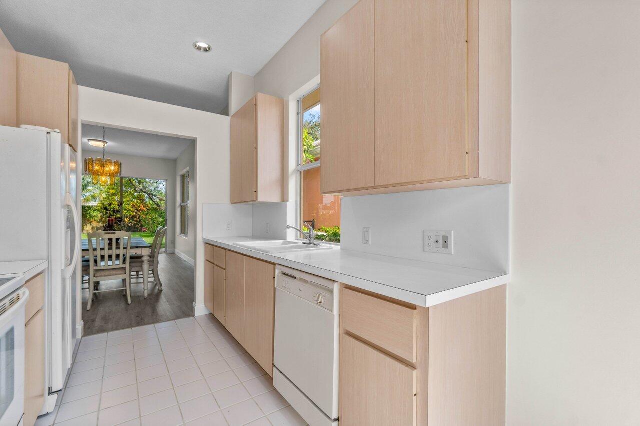 8719 Wakefield Drive, Palm Beach Gardens