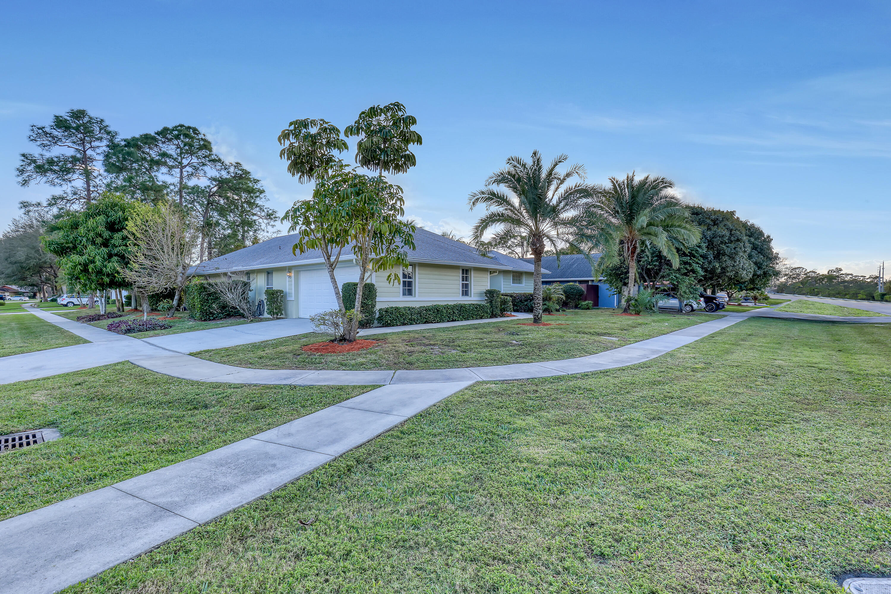 461 Azure Avenue
