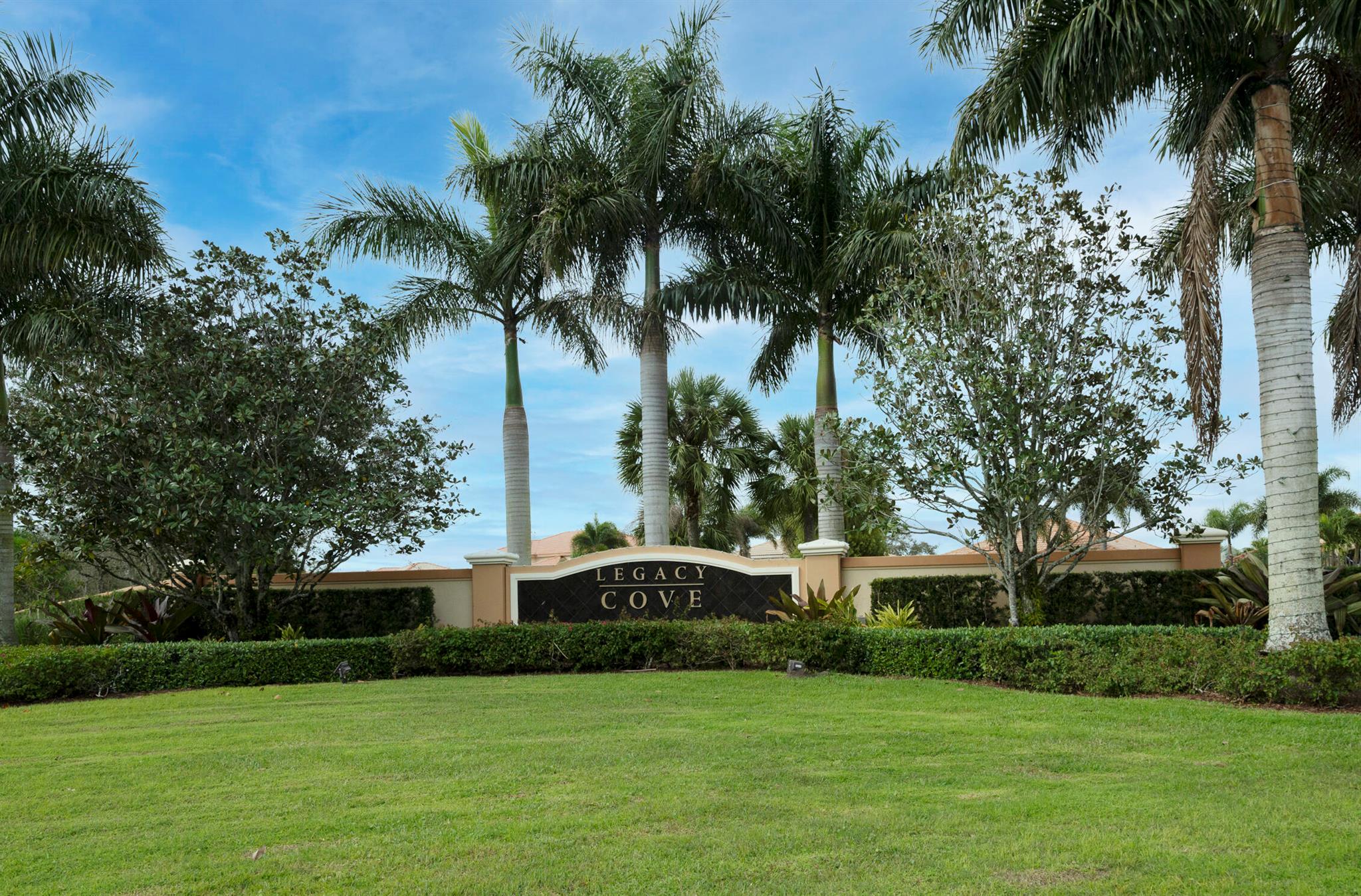 1391 SE Legacy Cove Circle