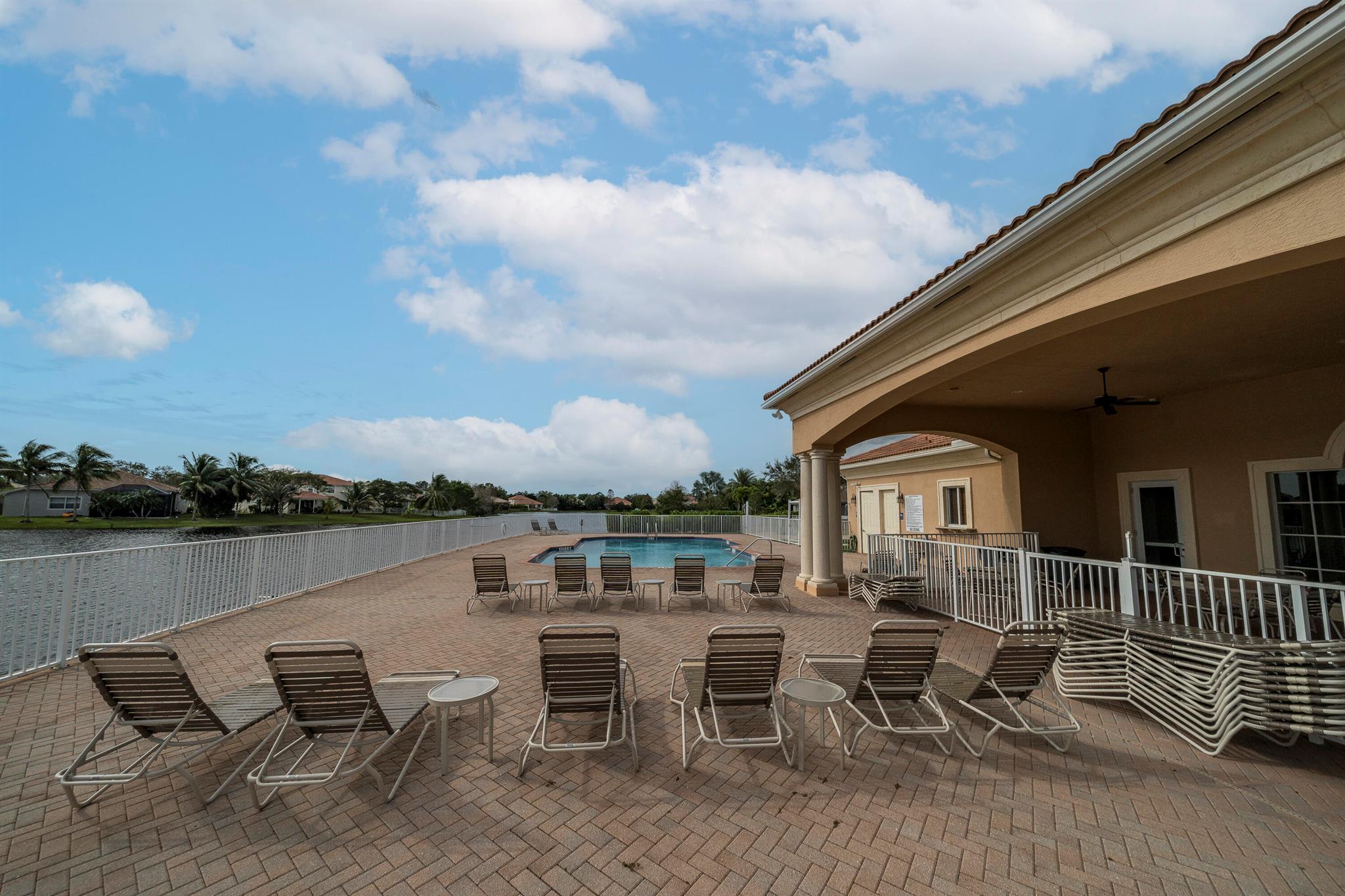 1391 SE Legacy Cove Circle