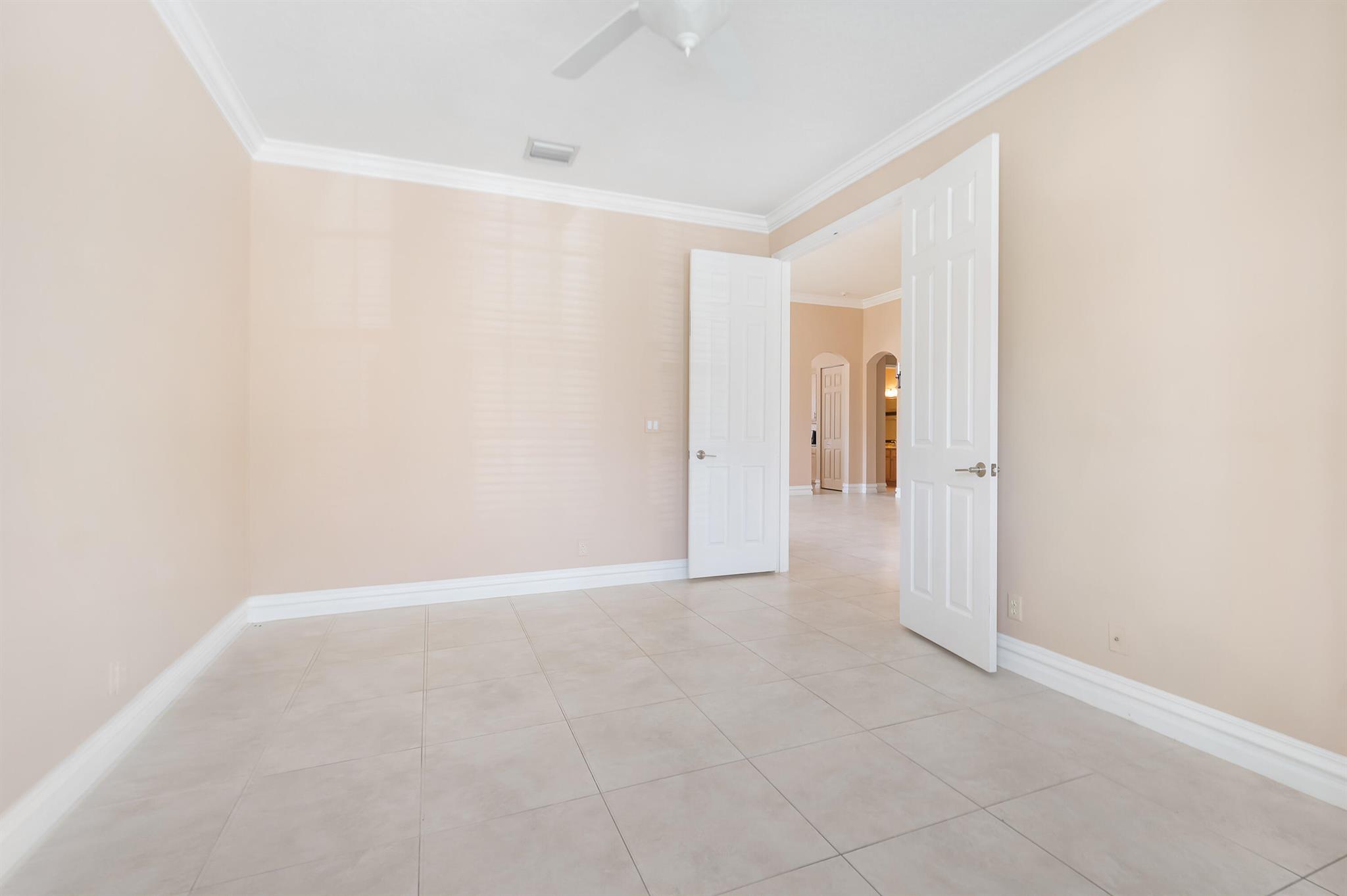 1391 SE Legacy Cove Circle