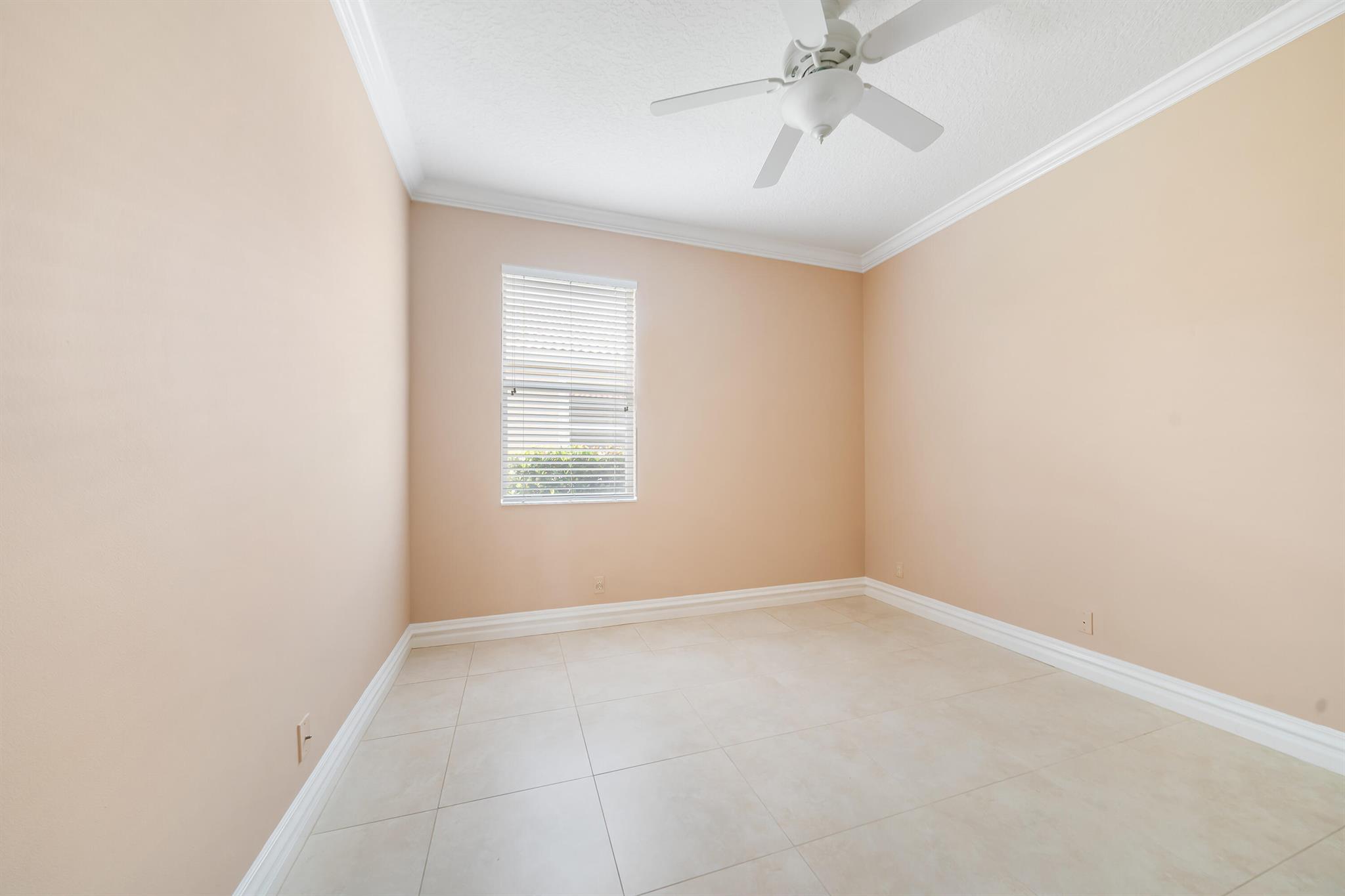 1391 SE Legacy Cove Circle