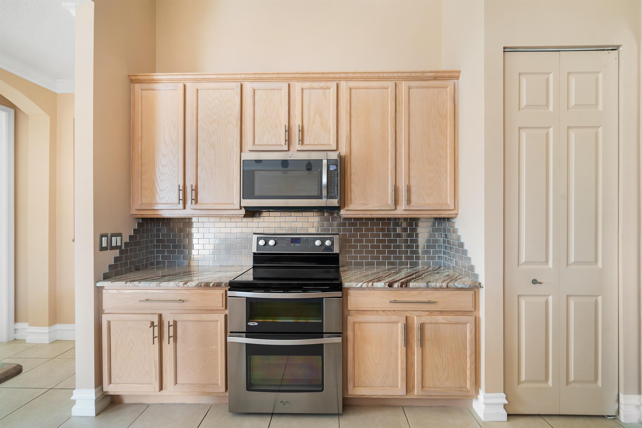 1391 SE Legacy Cove Circle