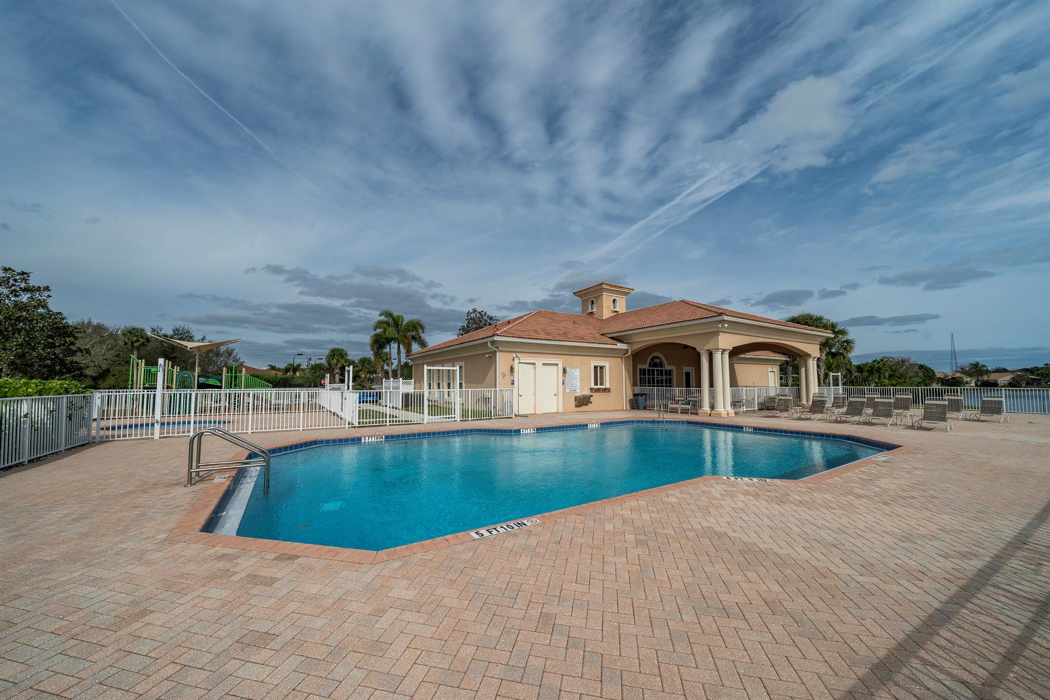 1391 SE Legacy Cove Circle