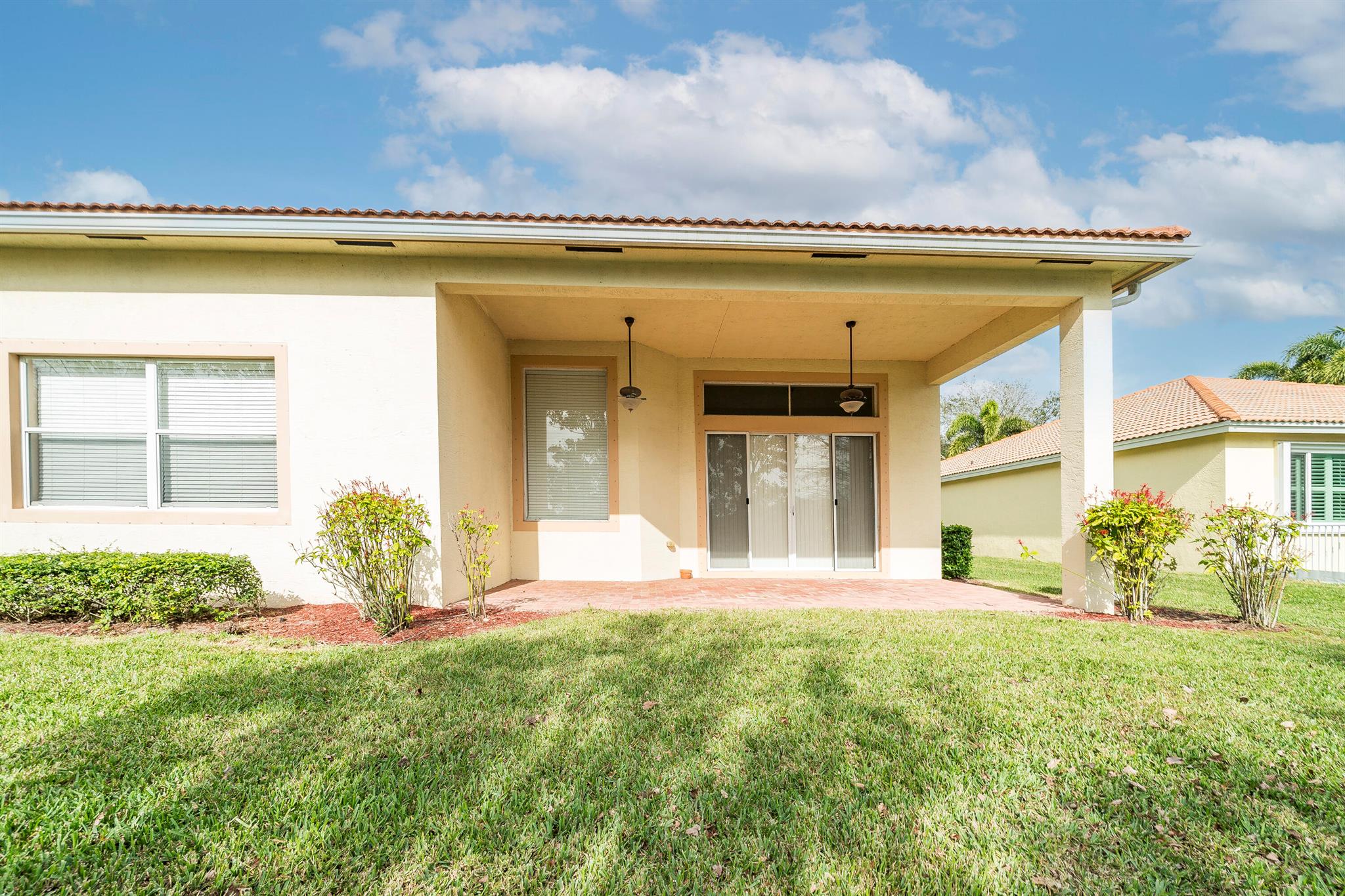 1391 SE Legacy Cove Circle