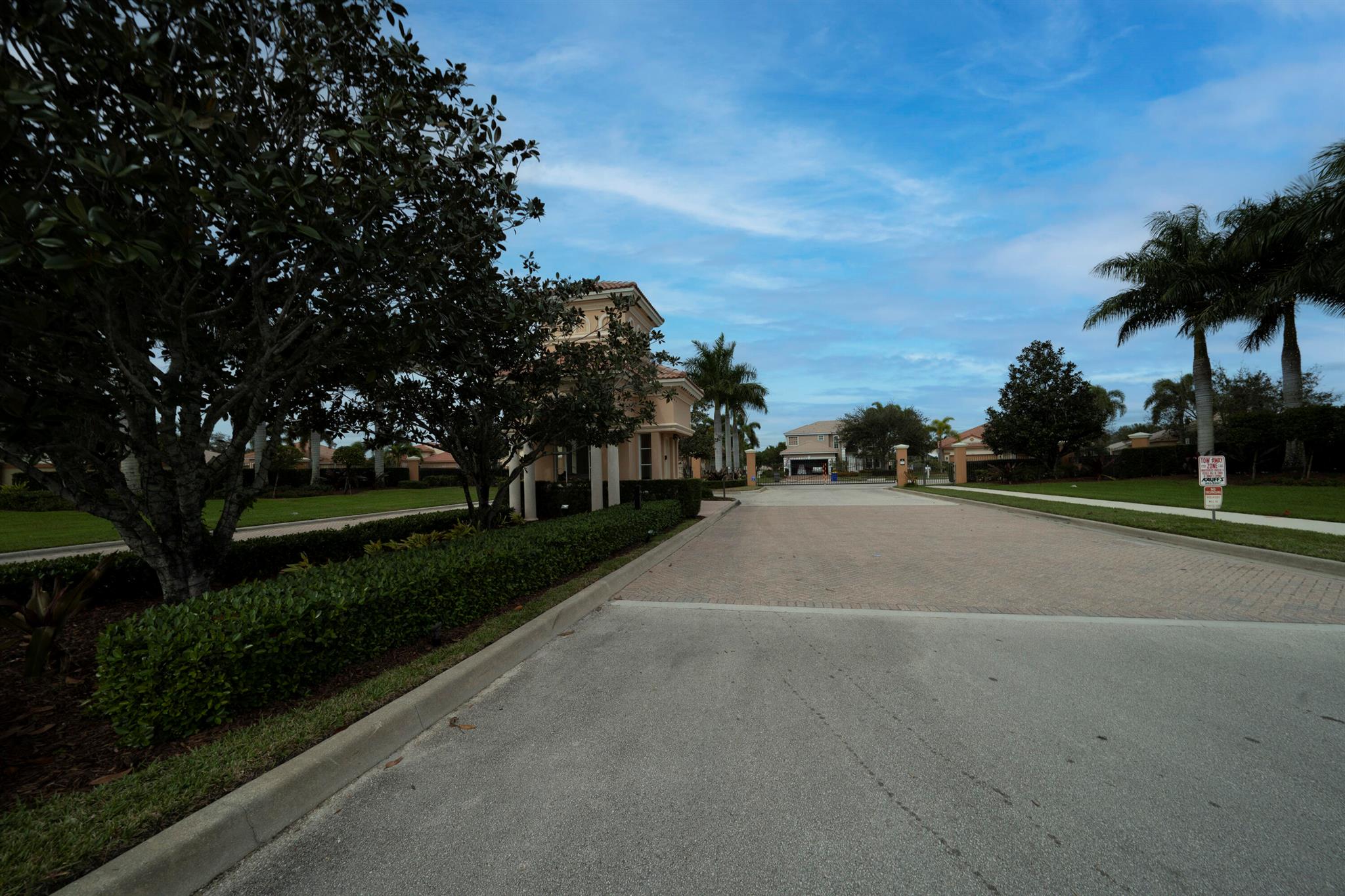 1391 SE Legacy Cove Circle