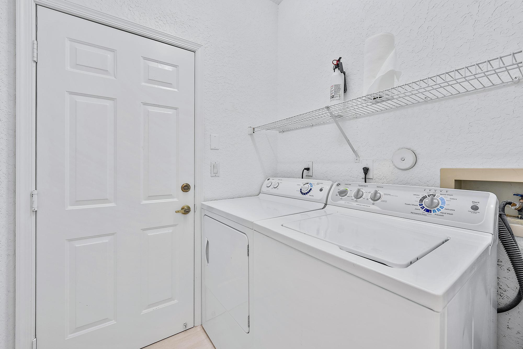 10212 Hunt Club Lane