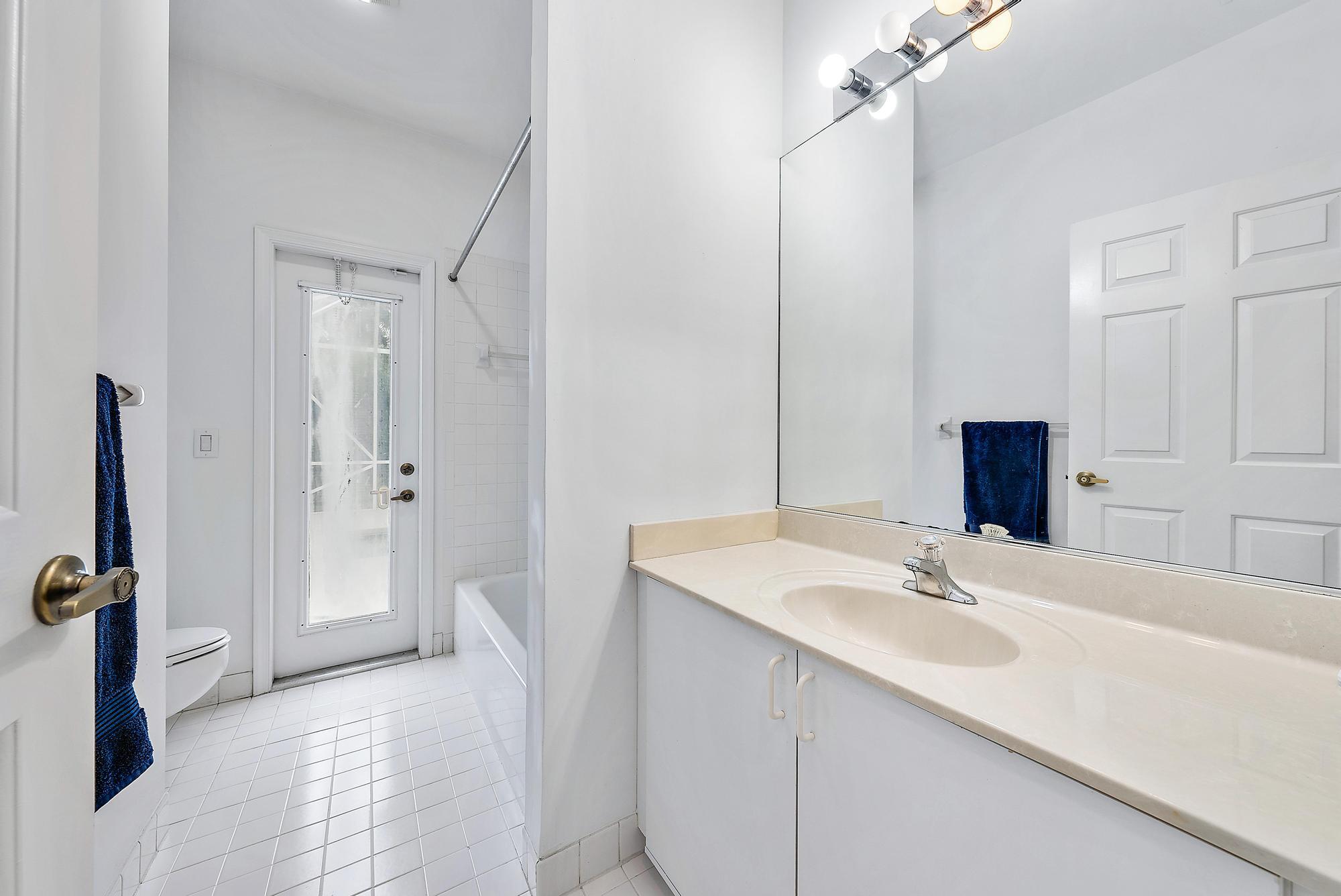 10212 Hunt Club Lane