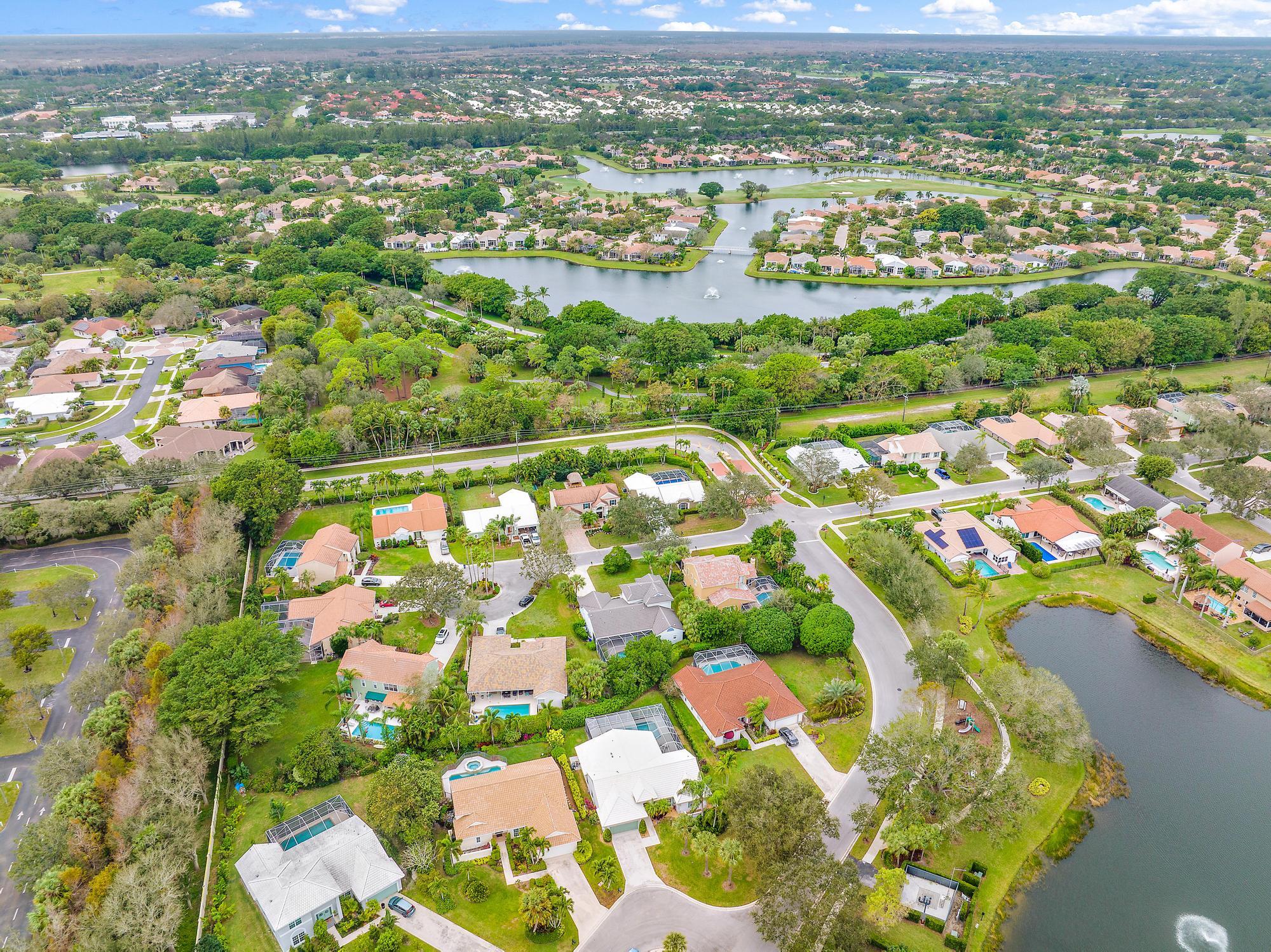 10212 Hunt Club Lane