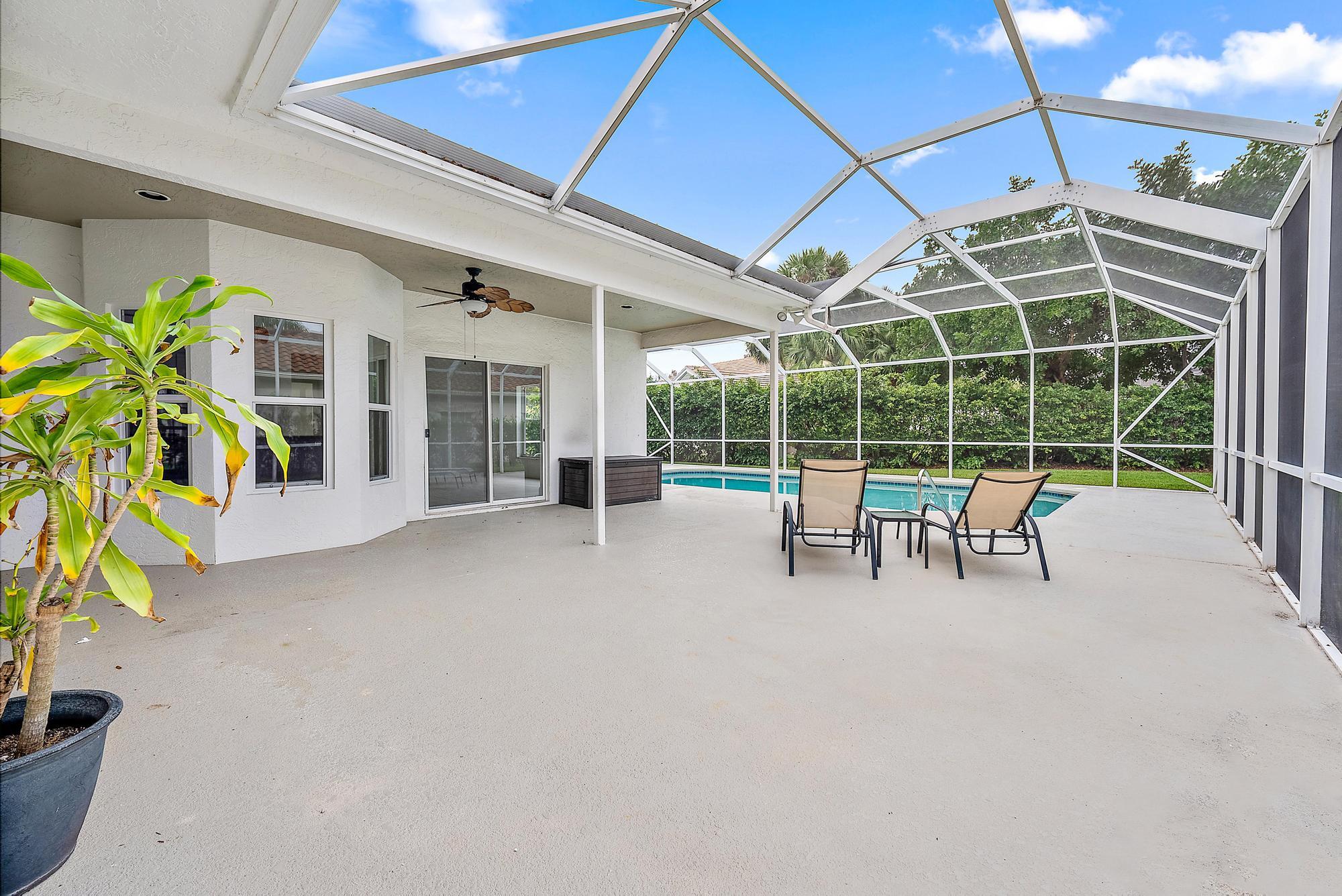 10212 Hunt Club Lane