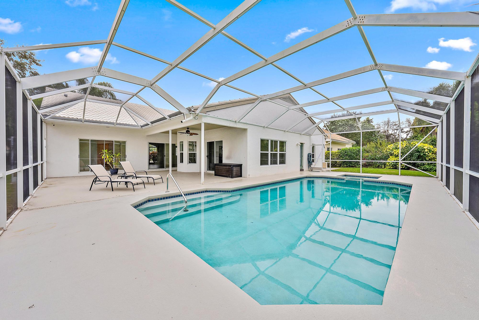 10212 Hunt Club Lane