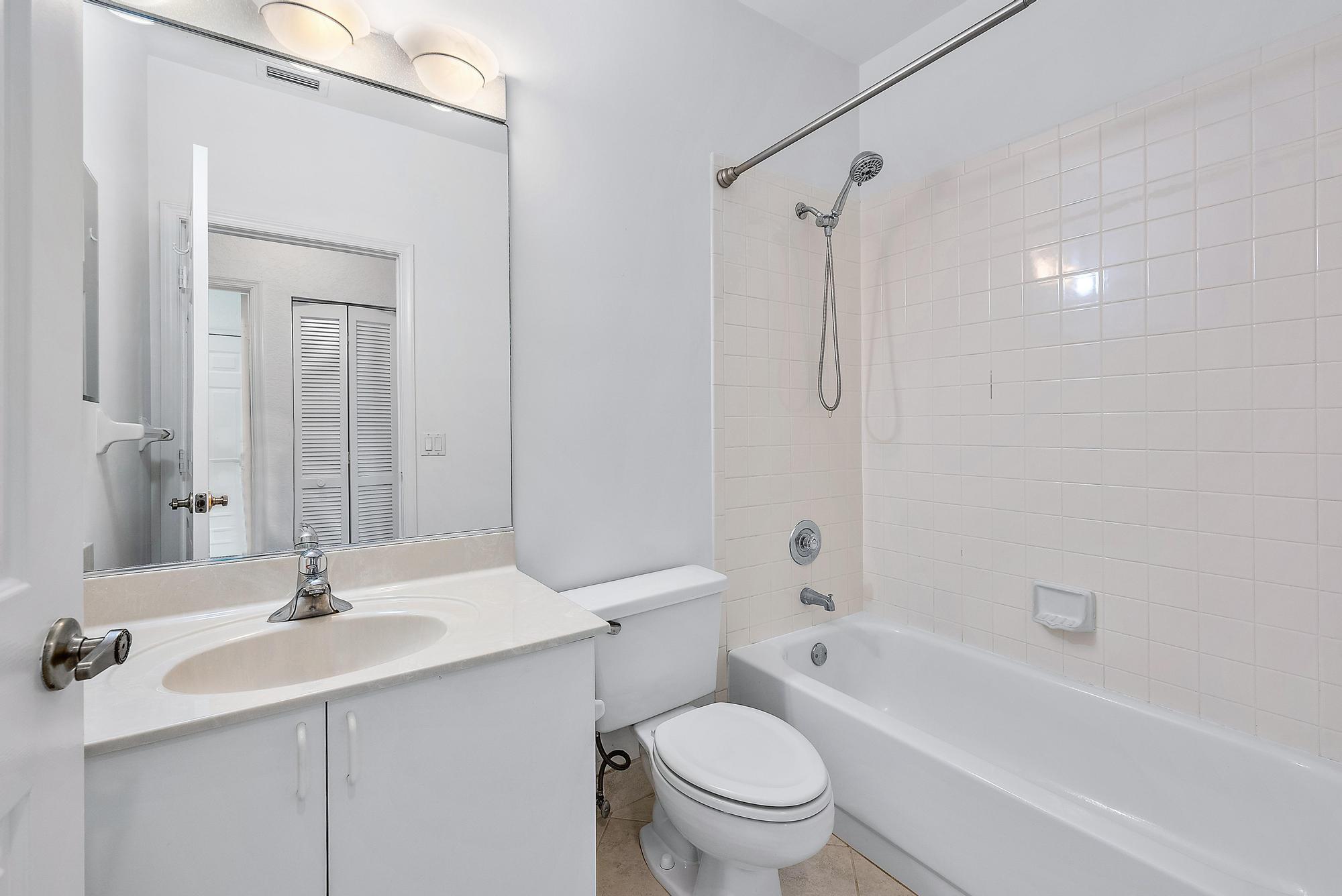 10212 Hunt Club Lane