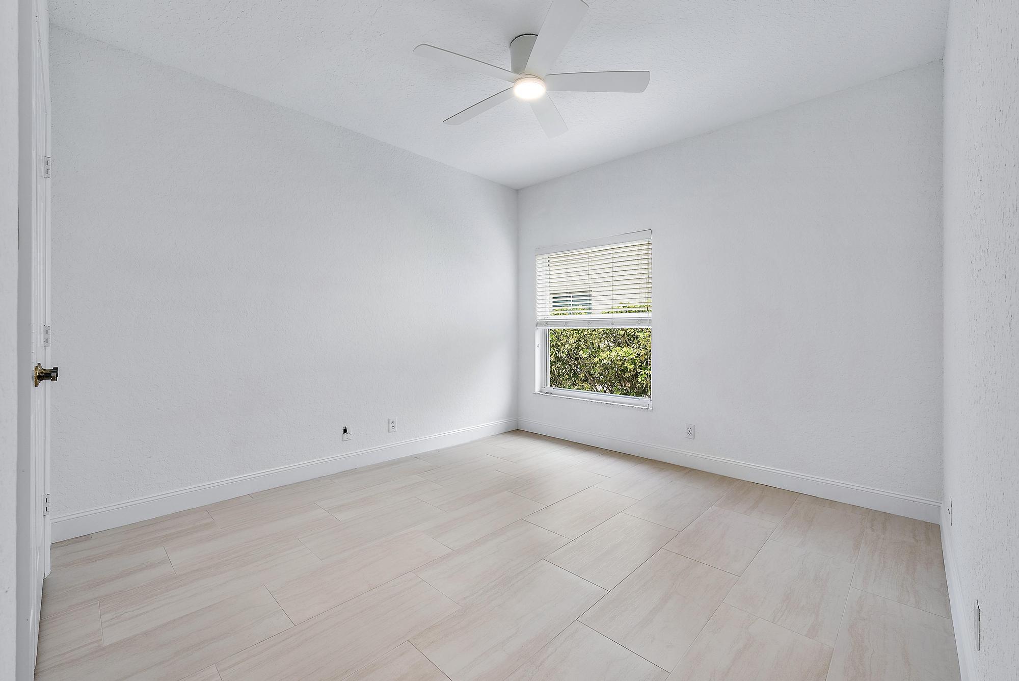 10212 Hunt Club Lane