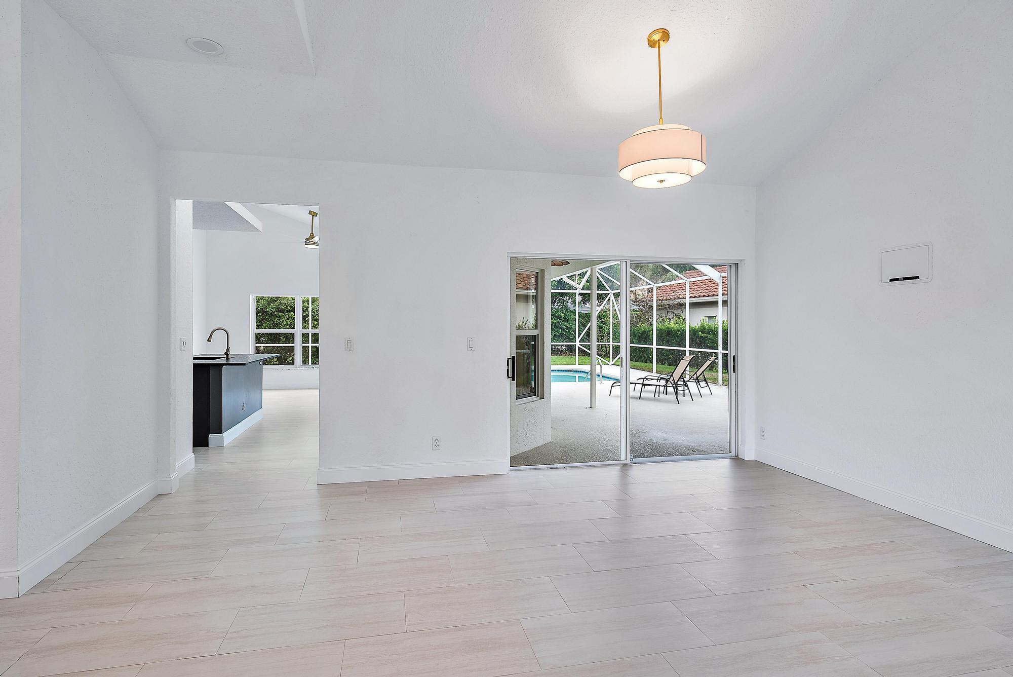 10212 Hunt Club Lane