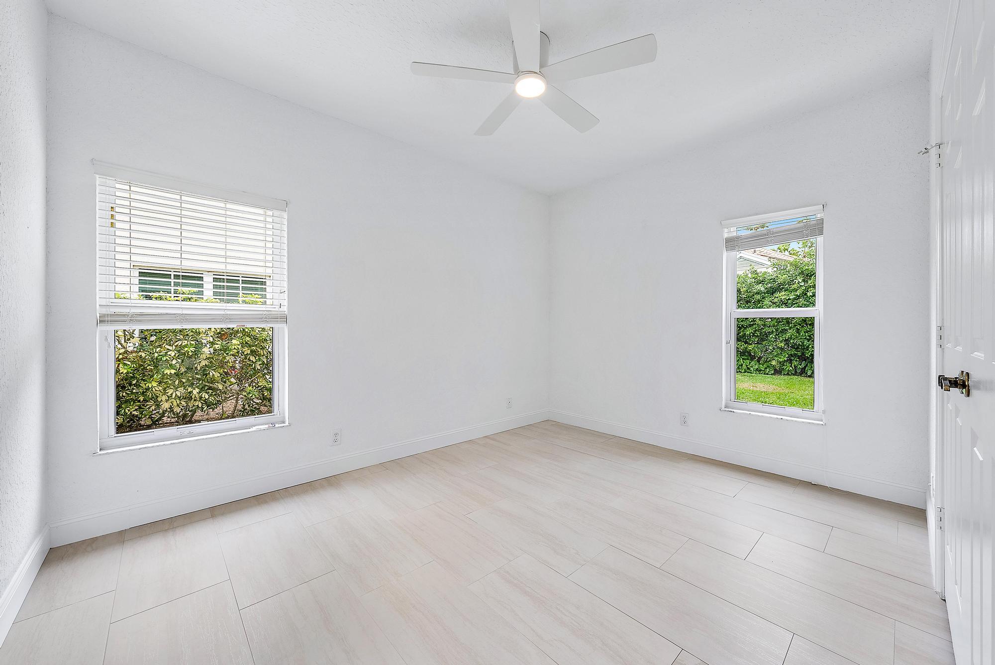 10212 Hunt Club Lane