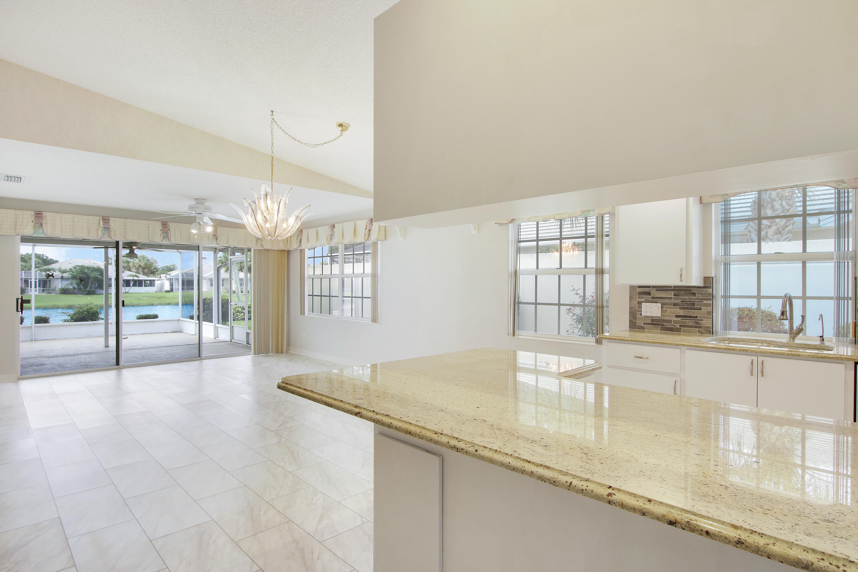 1211 NW Bentley Circle A
