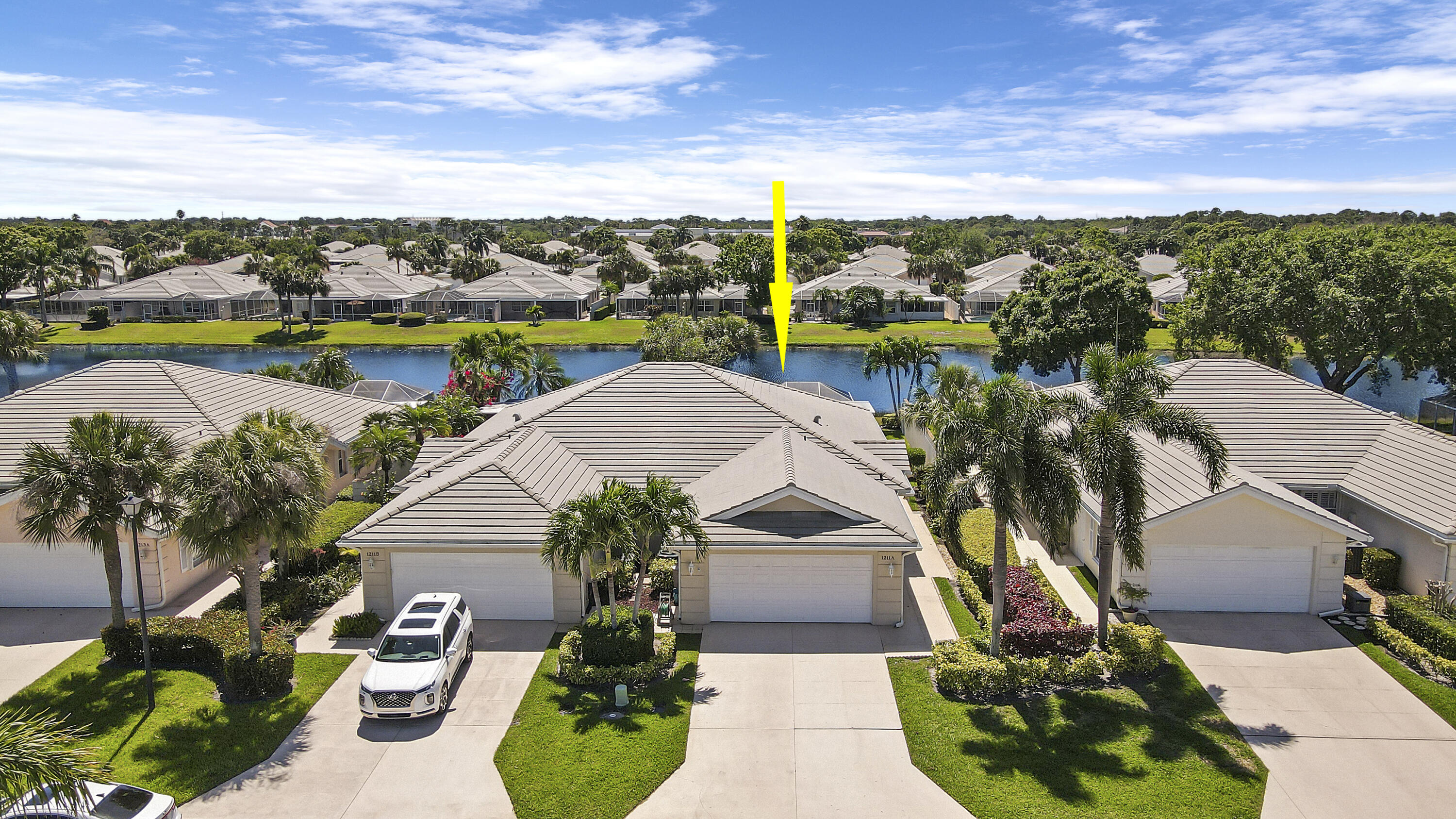 1211 NW Bentley Circle A
