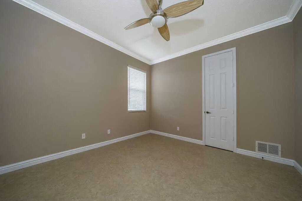 1581 SE Conference Circle