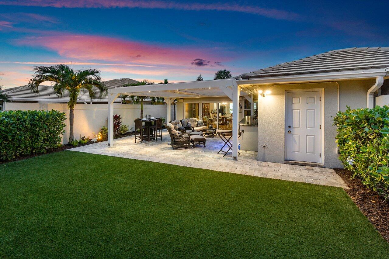 4460 Royal Fern Way, Palm Beach Gardens