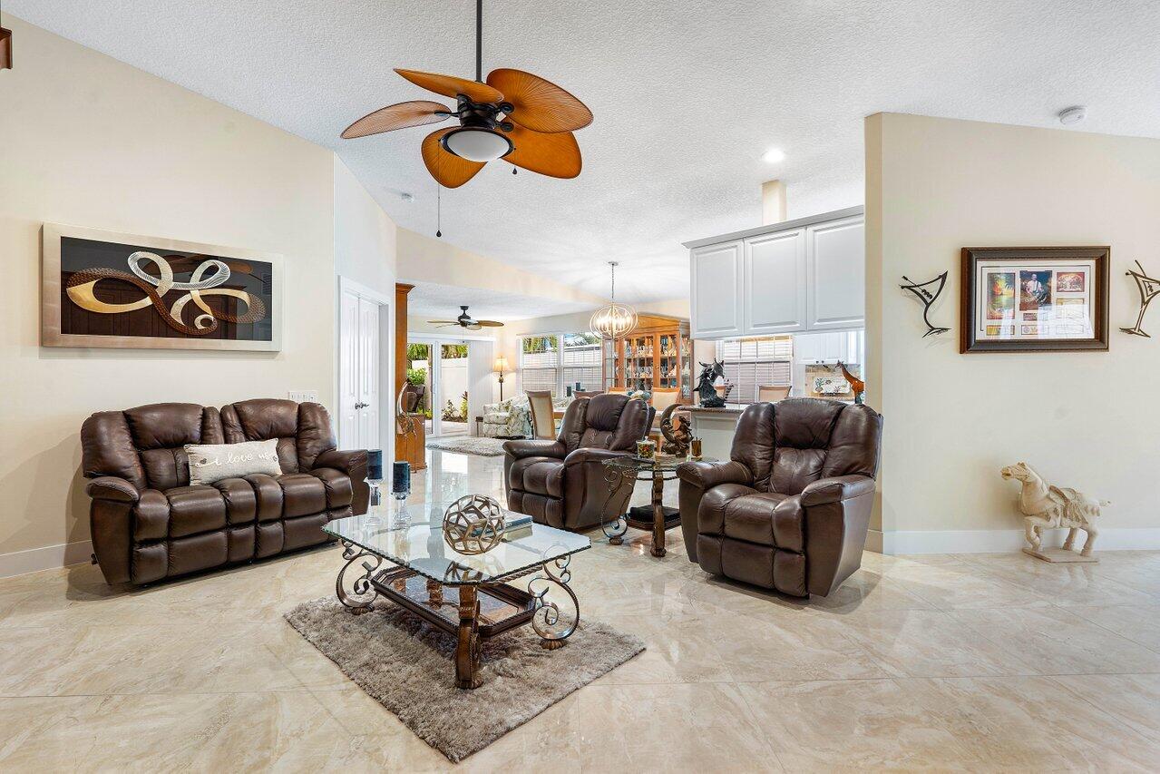 4460 Royal Fern Way, Palm Beach Gardens