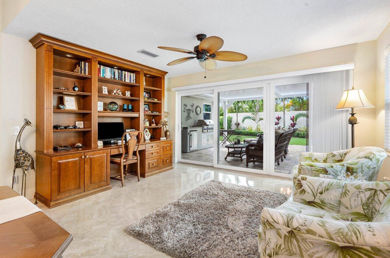 4460 Royal Fern Way, Palm Beach Gardens
