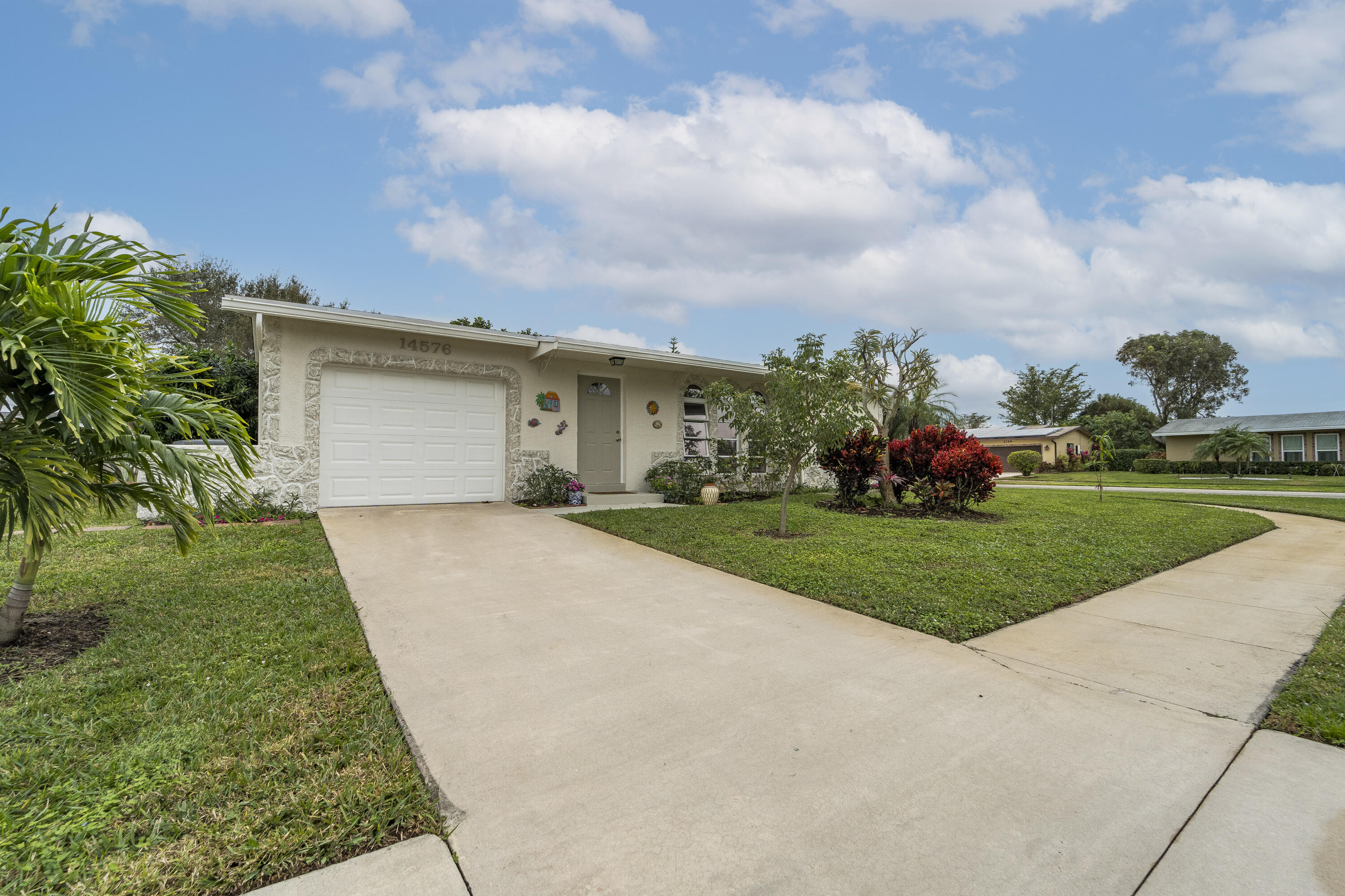 14576 Springside Lane