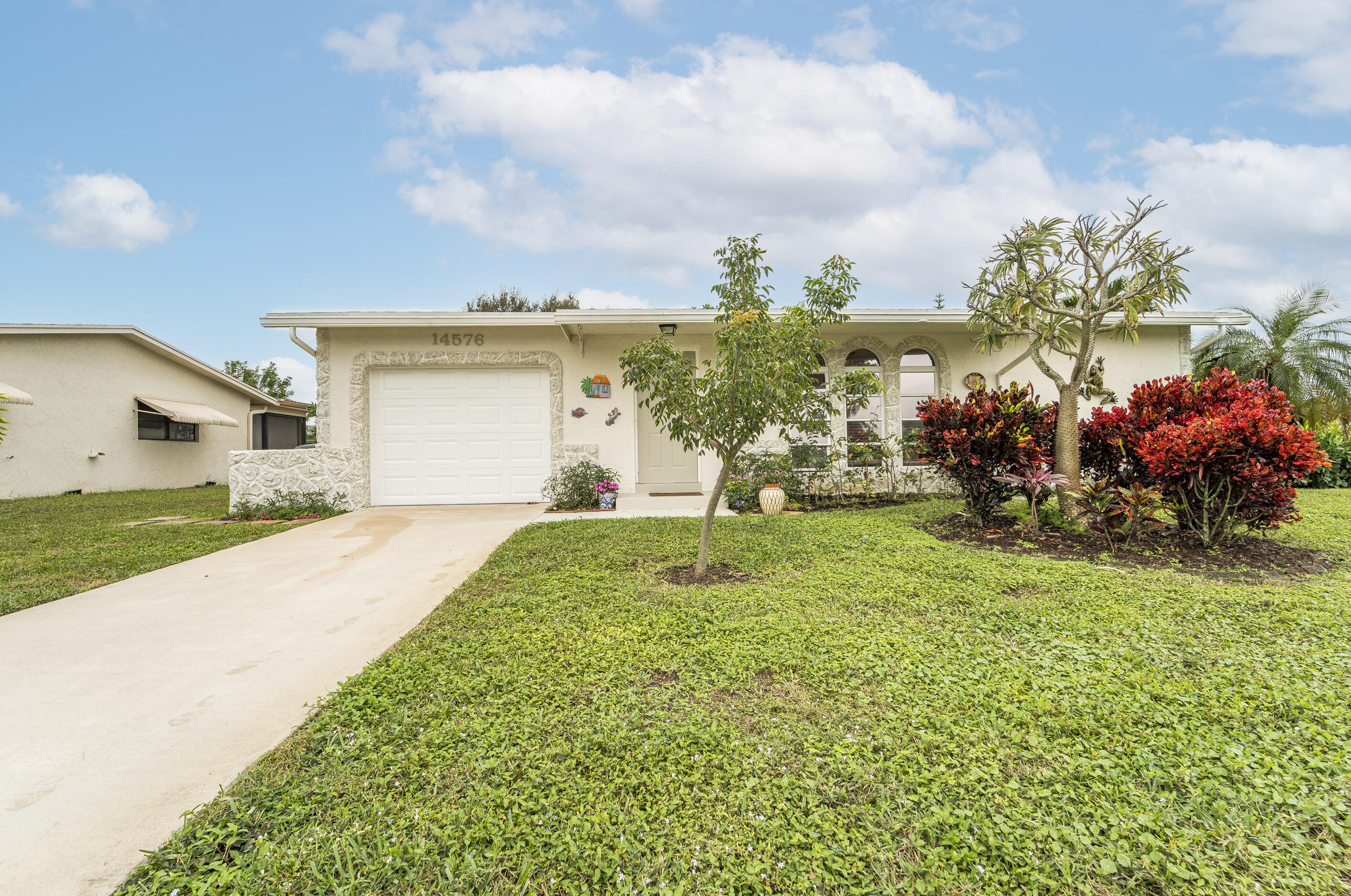14576 Springside Lane