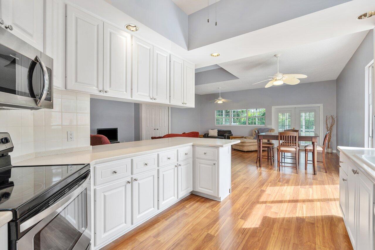 8532 Doverbrook Drive, Palm Beach Gardens