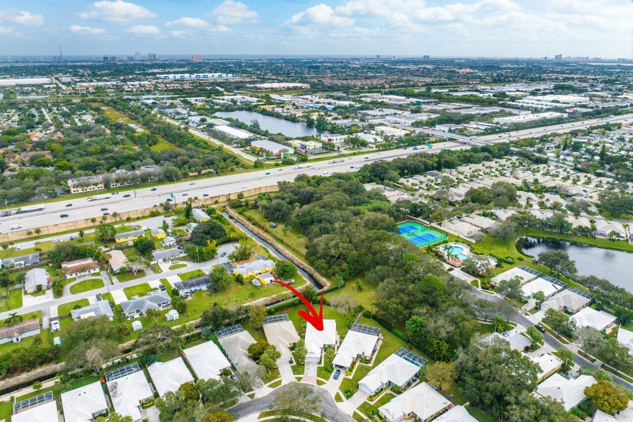 8532 Doverbrook Drive, Palm Beach Gardens