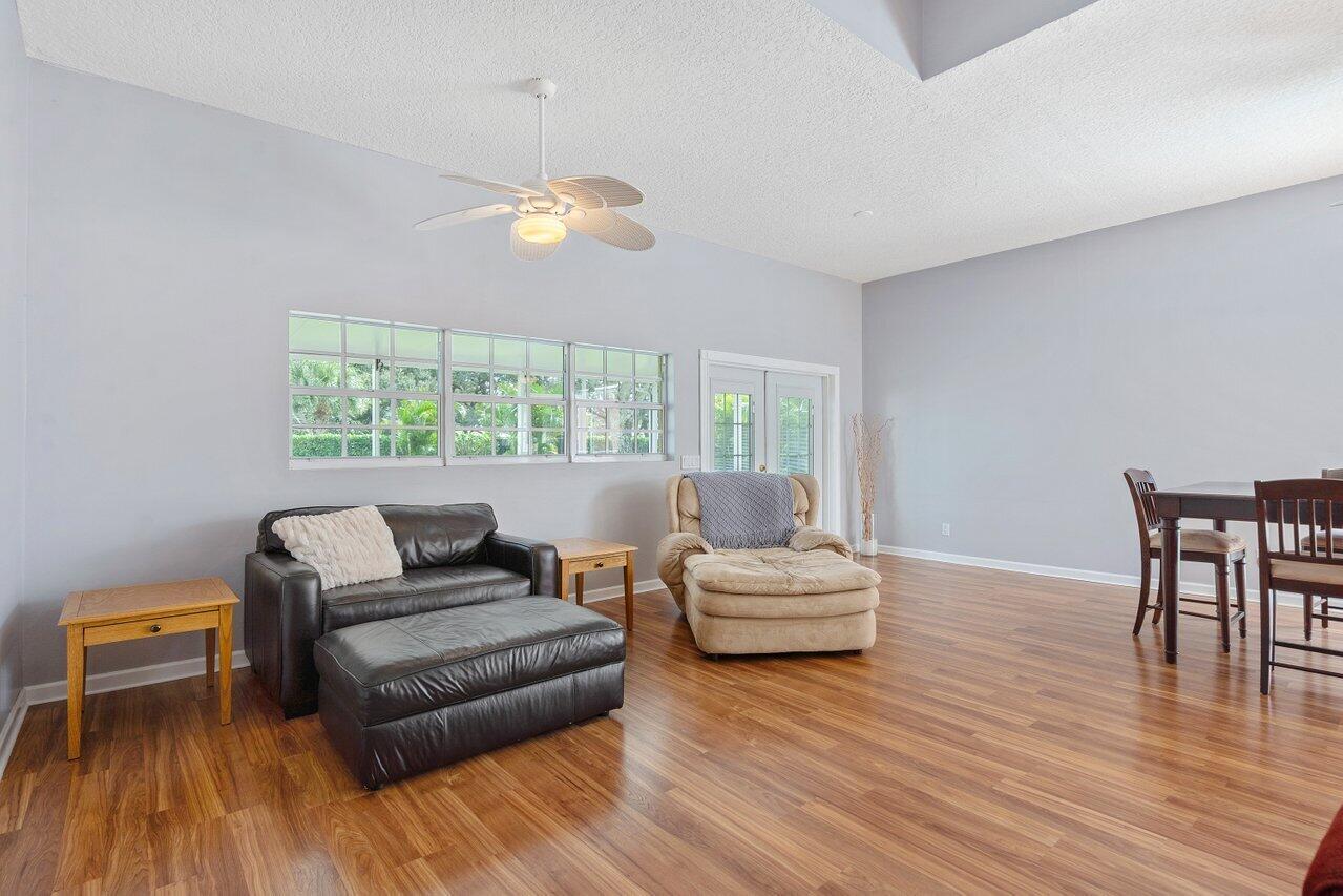 8532 Doverbrook Drive, Palm Beach Gardens