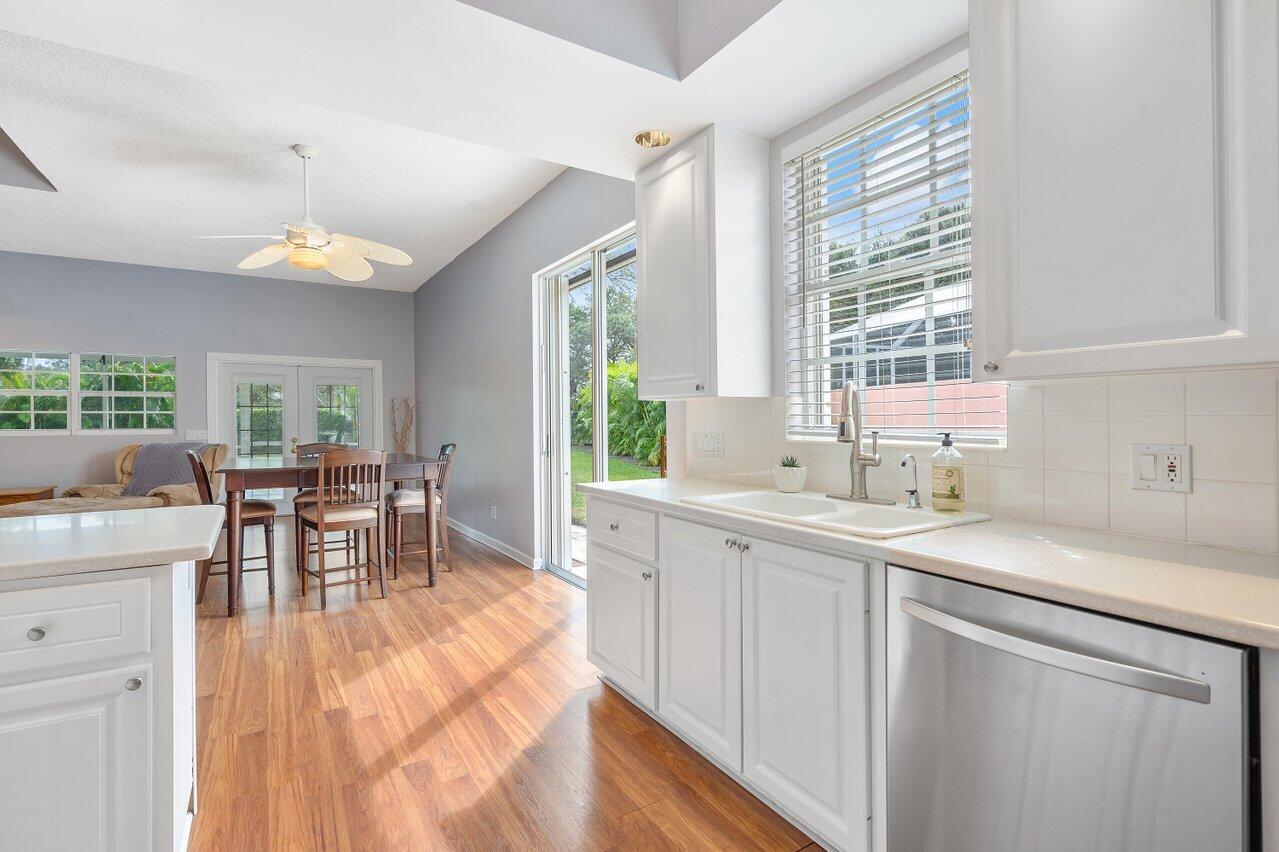 8532 Doverbrook Drive, Palm Beach Gardens