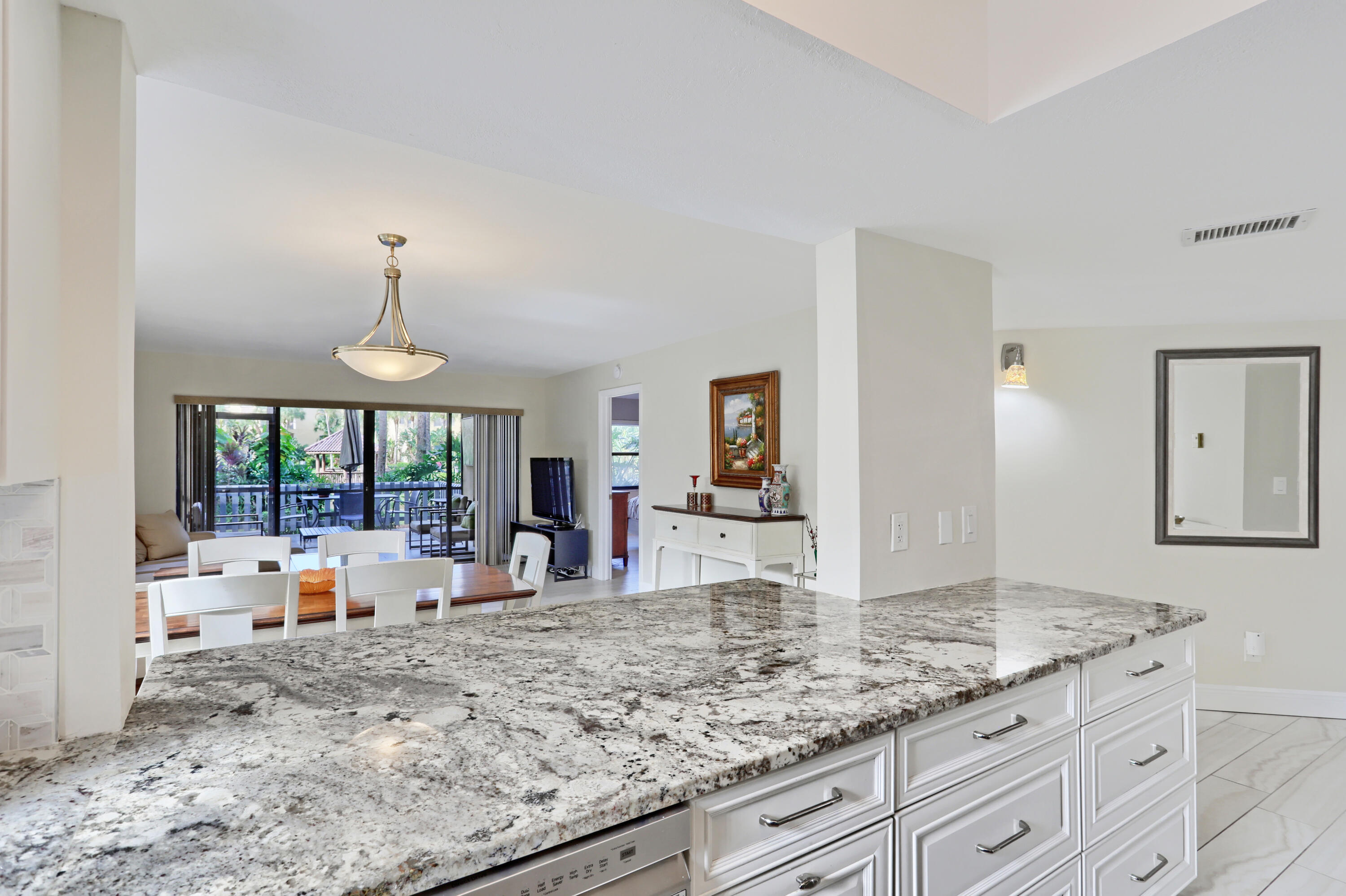 600 Uno Lago Drive 105