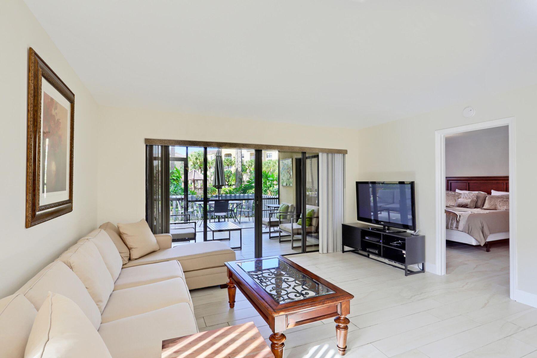 600 Uno Lago Drive 105