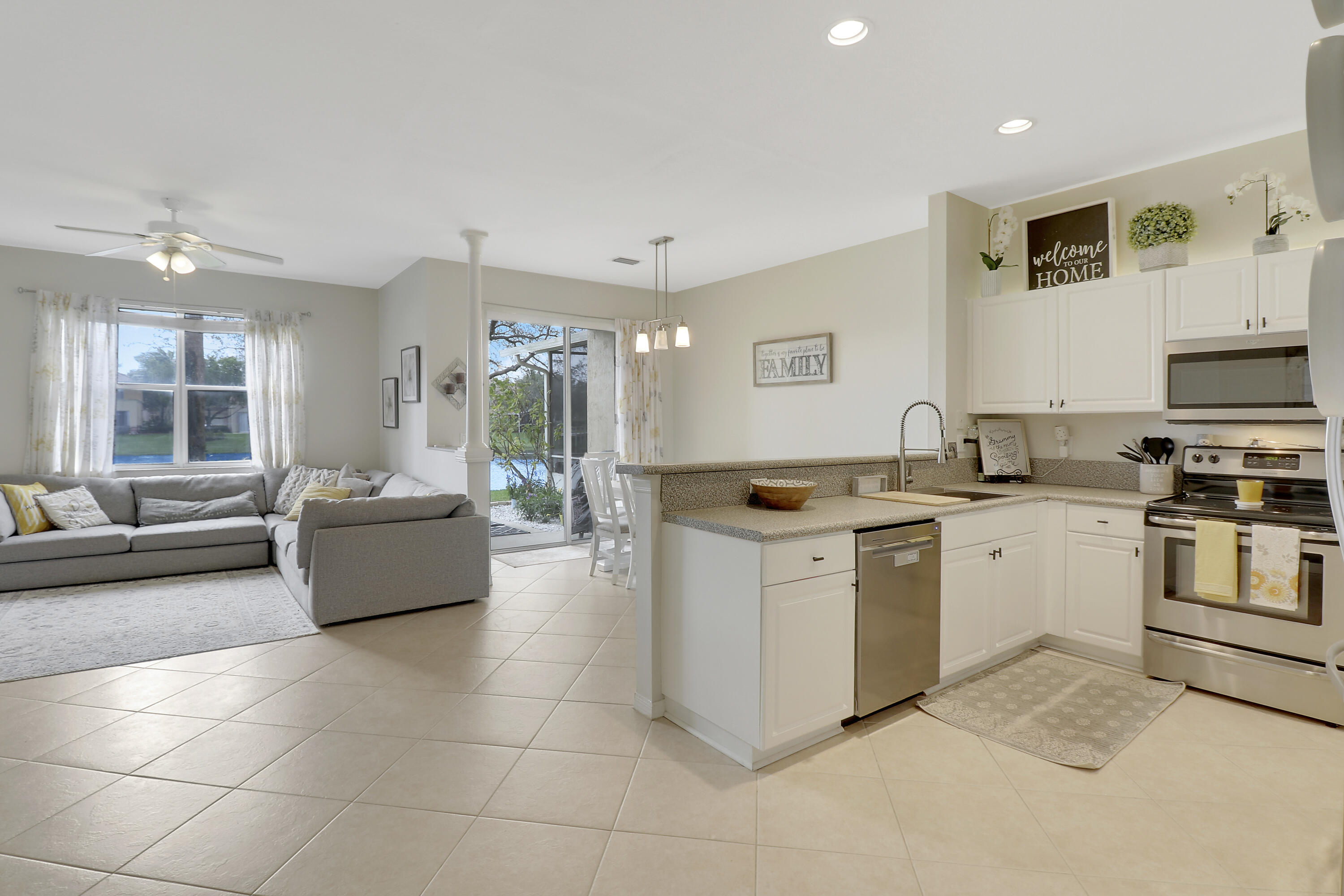 268 River Bluff Lane Lane